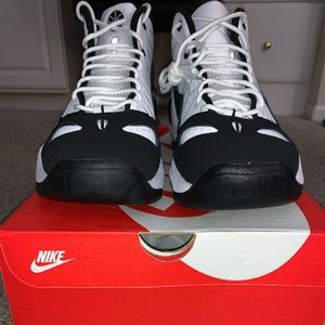 Nike AirMax Uptempo